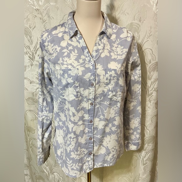 Gloria Vanderbilt Light Blue White 3/4 Sleeve Button Down Blouse - Picture 1 of 6